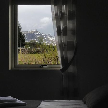Saxa Guesthouse Stöðvarfjörður Kültér fotó