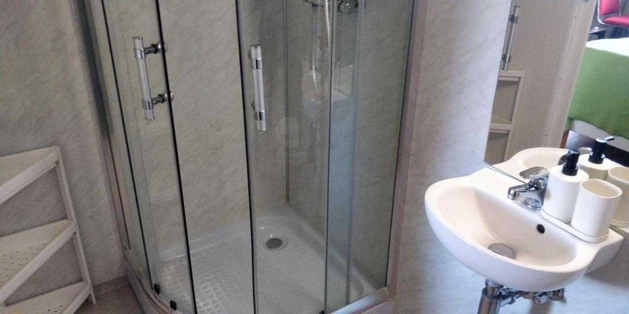 Saxa Guesthouse Stöðvarfjörður Kültér fotó